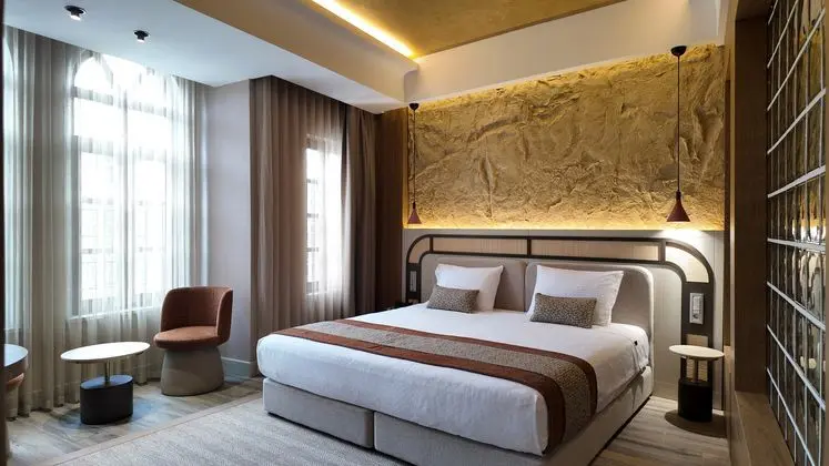 Suite Room