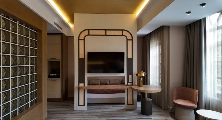 Suite Room