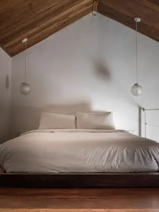 Çatı Katı (Loft) (17 (Second Floor))