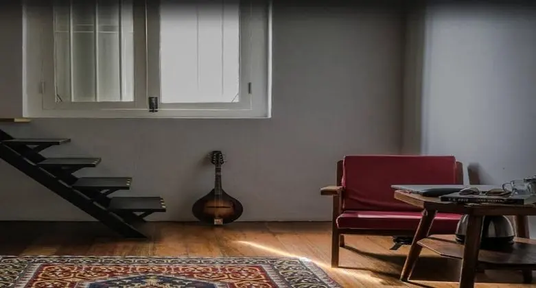 Çatı Katı (Loft) (18 Second Floor)