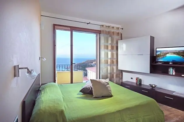 Tek Büyük Yataklı Oda, Balkon, Deniz Manzaralı