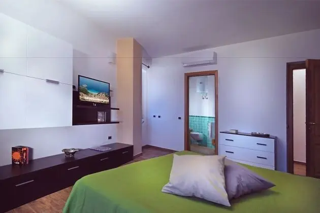 Tek Büyük Yataklı Oda, Balkon, Deniz Manzaralı