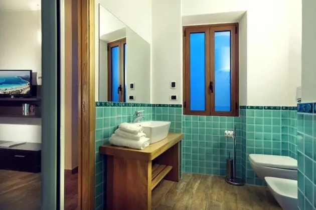 Tek Büyük Yataklı Oda, Balkon, Deniz Manzaralı