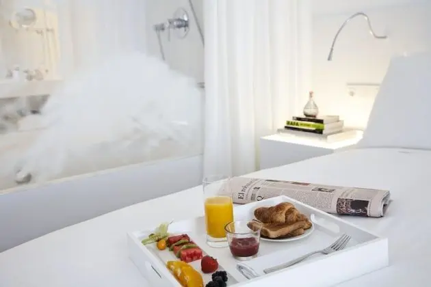 Premium Oda, 1 En Büyük (King) Boy Yatak ve Çekyat, Şehir Manzaralı