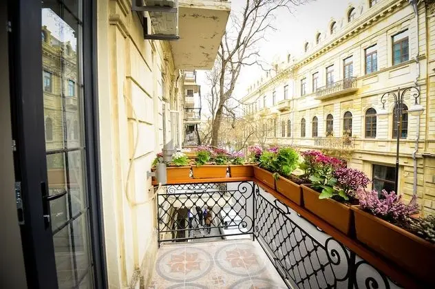 Comfort Tek Büyük veya İki Ayrı Yataklı Oda