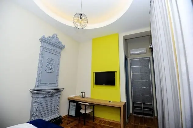Comfort Tek Büyük veya İki Ayrı Yataklı Oda