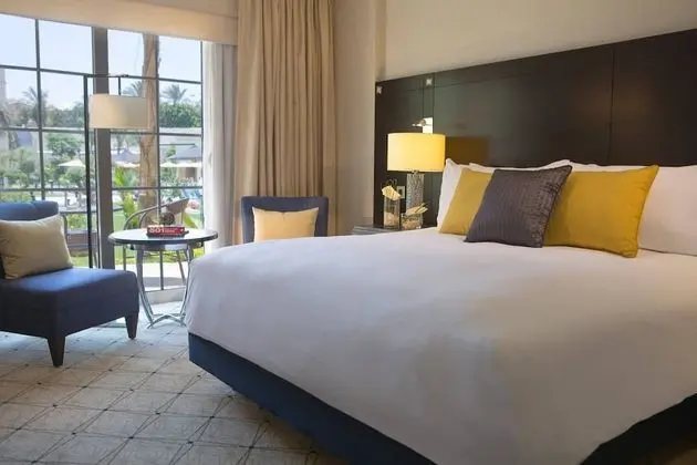 Deluxe Guest Room, Club Lounge Access, 1 King Bed