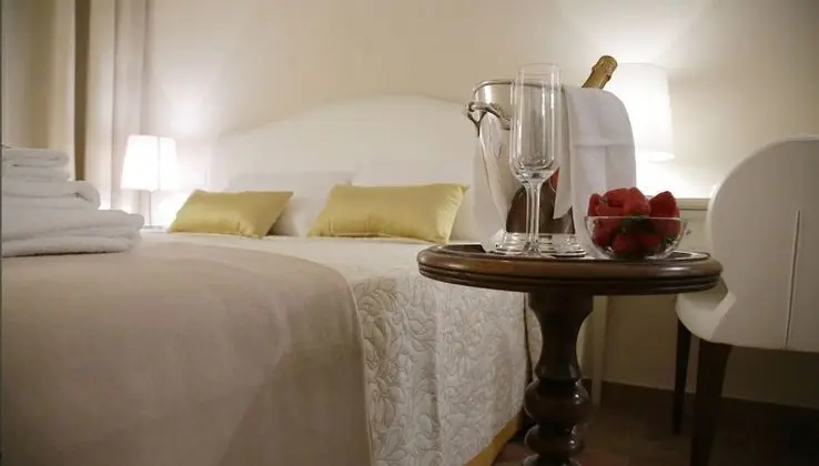 Standard Tek Büyük veya İki Ayrı Yataklı Oda