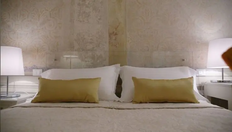 Standard Tek Büyük veya İki Ayrı Yataklı Oda