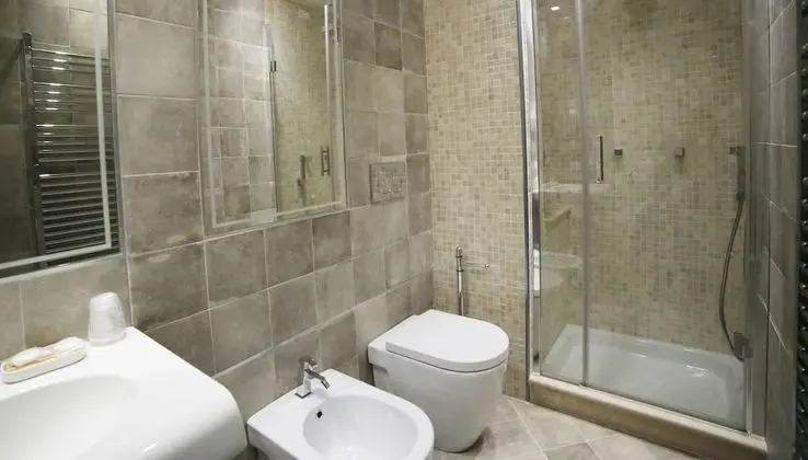 Standard Tek Büyük veya İki Ayrı Yataklı Oda