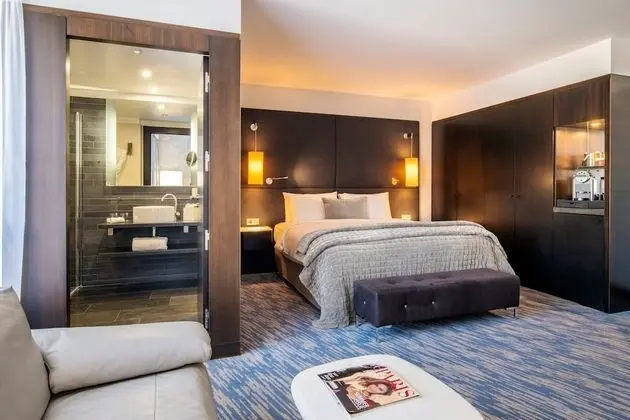 Junior Süit, 1 En Büyük (King) Boy Yatak