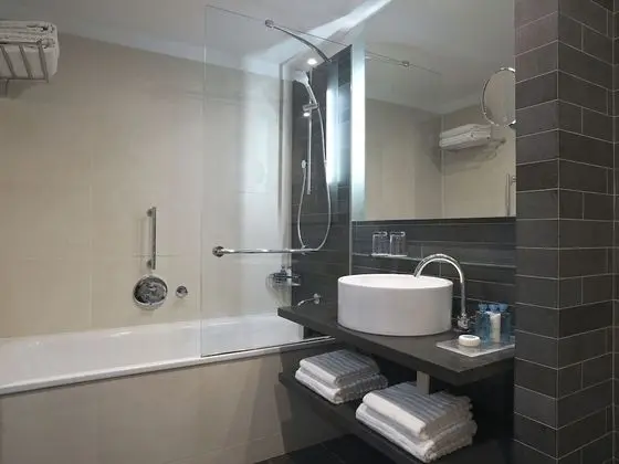 Junior Süit, 1 En Büyük (King) Boy Yatak