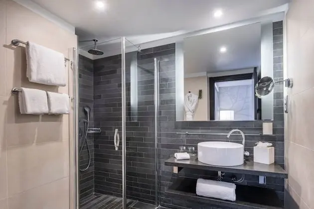 Junior Süit, 1 En Büyük (King) Boy Yatak