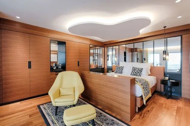 Süit, 1 En Büyük (King) Boy Yatak, Manzaralı (Skyline)