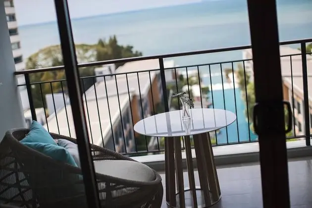 Deluxe Oda, 1 En Büyük (King) Boy Yatak, Balkon, Deniz Manzaralı