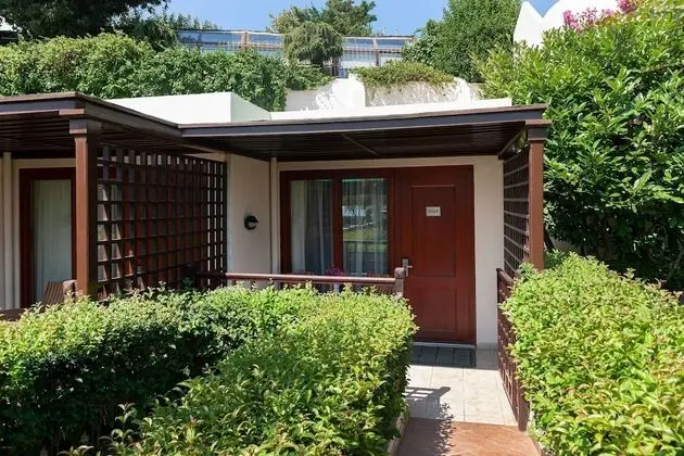 Deluxe Room, 1 King Bed, Non Smoking, Annex Building