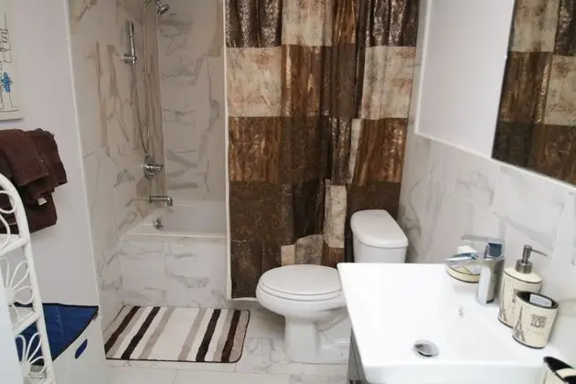 Luxury Apart Daire, 3 Yatak Odası, Şehir Manzaralı, Köşe (1 King, 2 Queen Beds, & 1 Double)