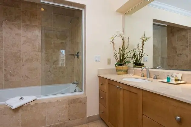 1 Bedroom Ocean Front Villa
