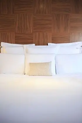 Oda, 1 Büyük (Queen) Boy Yatak