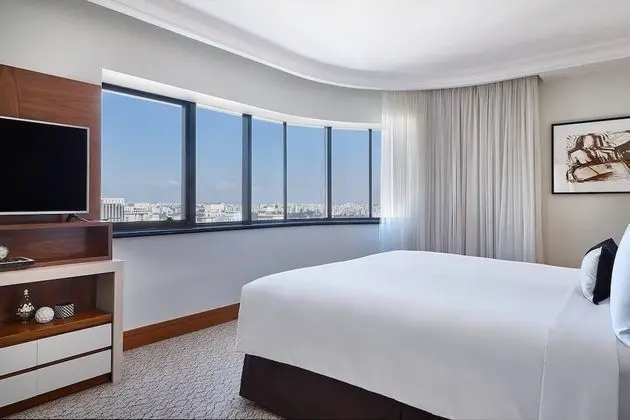 Oda, 1 Büyük (Queen) Boy Yatak