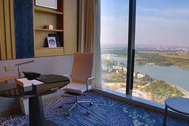 Premium Oda, 1 En Büyük (King) Boy Yatak, Göl Manzaralı