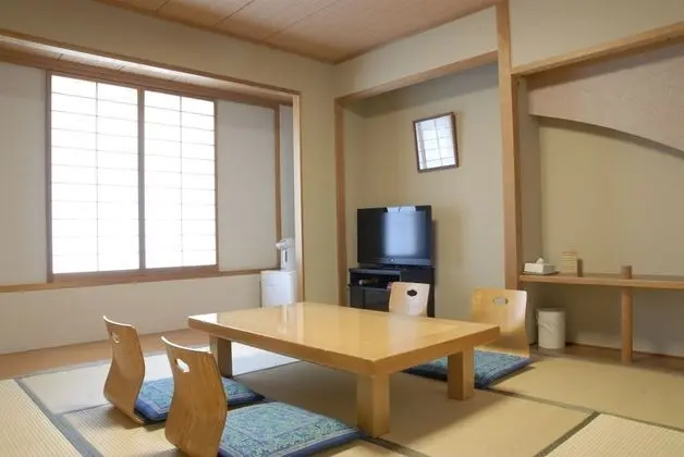Traditional Oda, Sigara İçilebilir (Japanese Style)