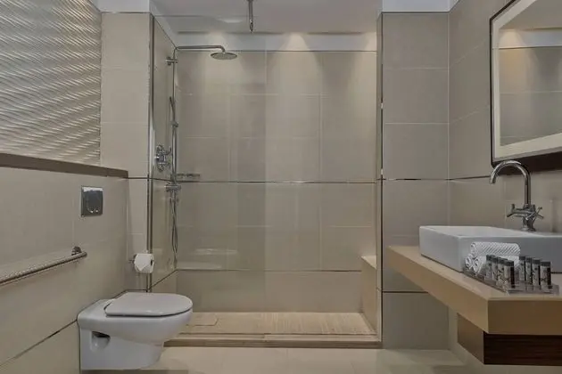 Oda, 2 Çift Kişilik Yatak, Şehir Manzaralı