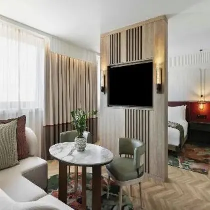 SUITE