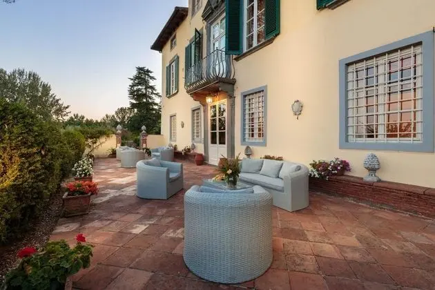 Villa