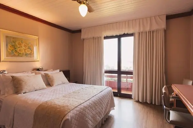 Family Dört Kişilik Oda