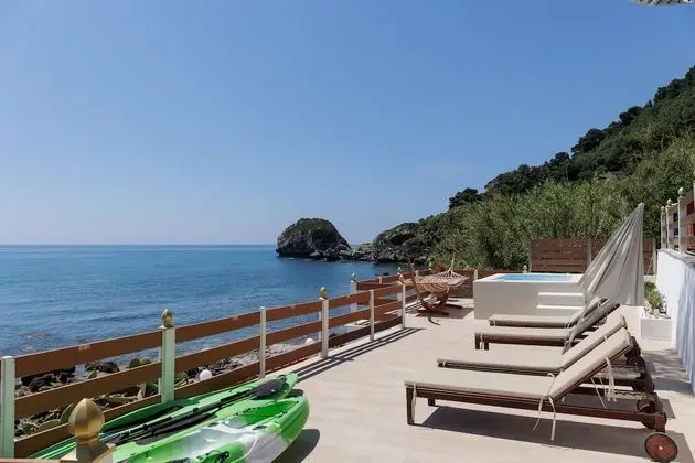 Villa (Renata)