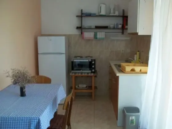 Apart Daire (Renatare - close to the sea with park)