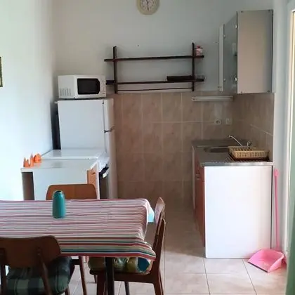 Apart Daire (Renatare - close to the sea with park)