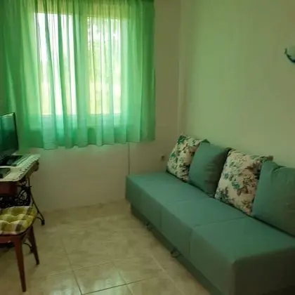 Apart Daire (Renatare - close to the sea with park)