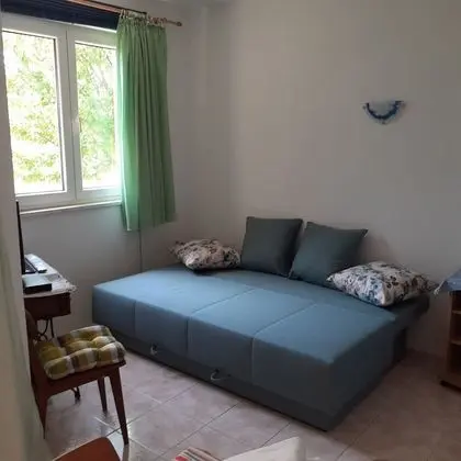 Apart Daire (Renatare - close to the sea with park)