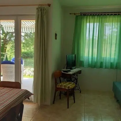 Apart Daire (Renatare - close to the sea with park)
