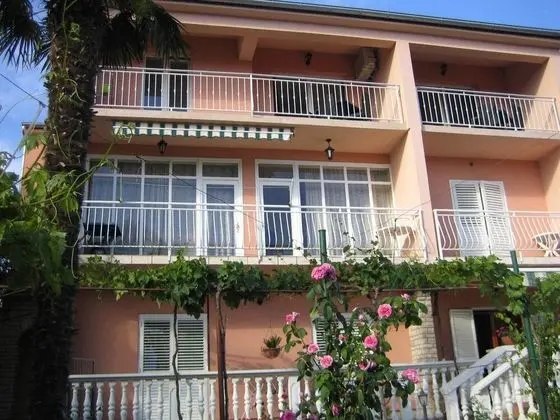 Apart Daire (Renato - 150 m from beach - A2(2+2))