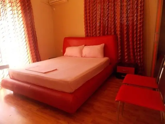 Tek Büyük Yataklı Oda, Balkon