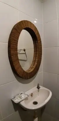 Deluxe Tek Büyük Yataklı Oda (Deluxe Double Room (Private Bathroom))