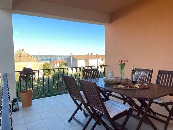 Apart Daire (Renci - 100 m from sea - A1(8+2))