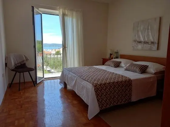 Apart Daire (Renci - 100 m from sea - A1(8+2))