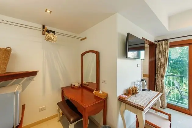 Classic Üç Kişilik Oda, Balkon