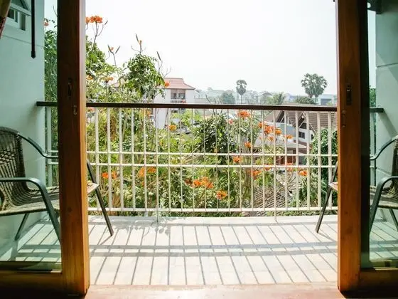 Classic Üç Kişilik Oda, Balkon