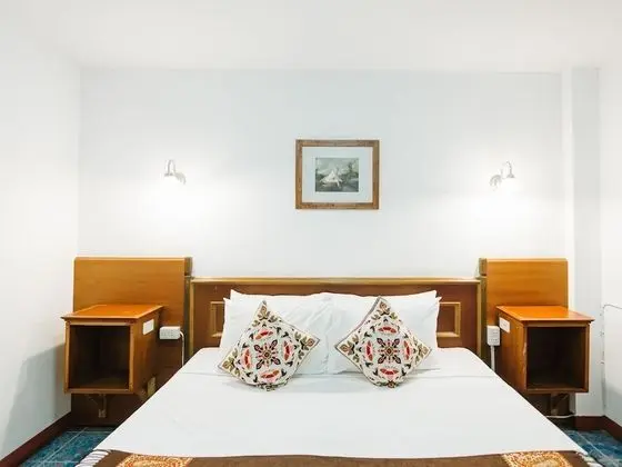 Small Room (no Balcony)