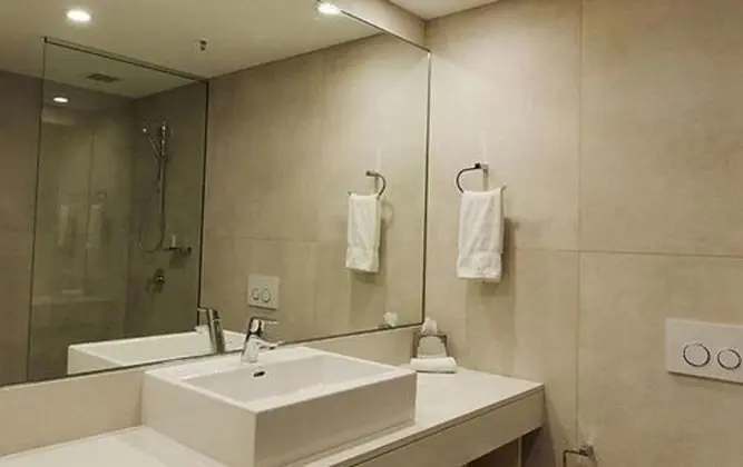 Deluxe Oda, Plaj Kenarı