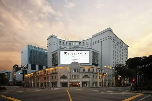 Club Tek Büyük Yataklı Oda