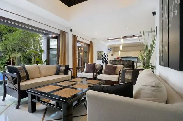 Luxury Villa, 3 Yatak Odası, Sigara İçilmez, Havuz Manzaralı