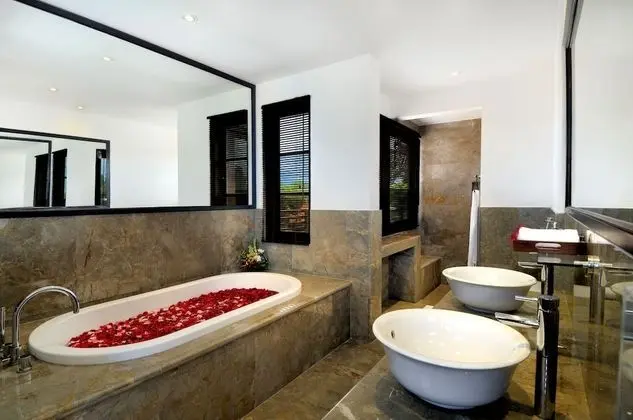 Luxury Villa, 3 Yatak Odası, Sigara İçilmez, Havuz Manzaralı