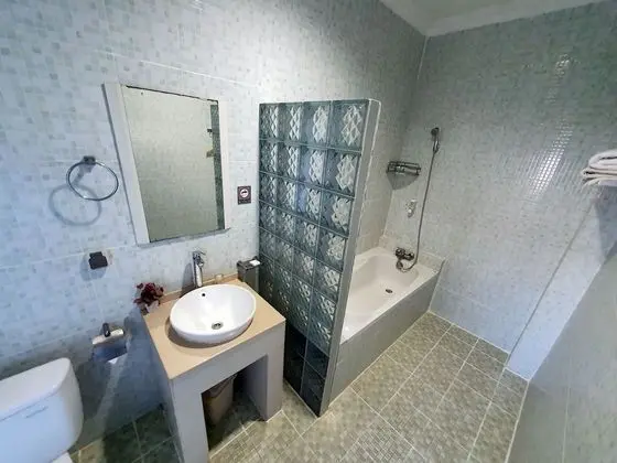 Deluxe Tek Büyük Yataklı Oda, 1 Büyük (Queen) Boy Yatak