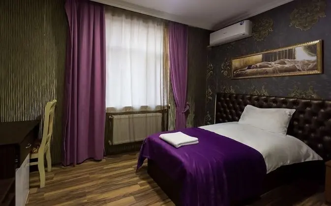 Standard Tek Büyük veya İki Ayrı Yataklı Oda